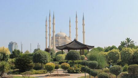 Merkez Park Adana: Şehrin Yeşil Kalbi