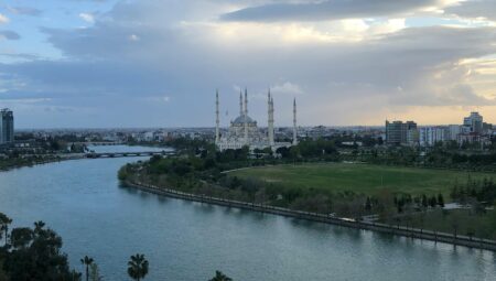 Seyhan Nehri: Doğa Harikası Bir Gezi Rehberi